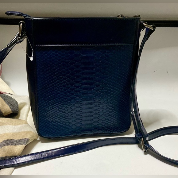 🦋Simply Noelle, Crossbody bag,snakeskin design, excellent condition🦋#NOELLE - Picture 7 of 15